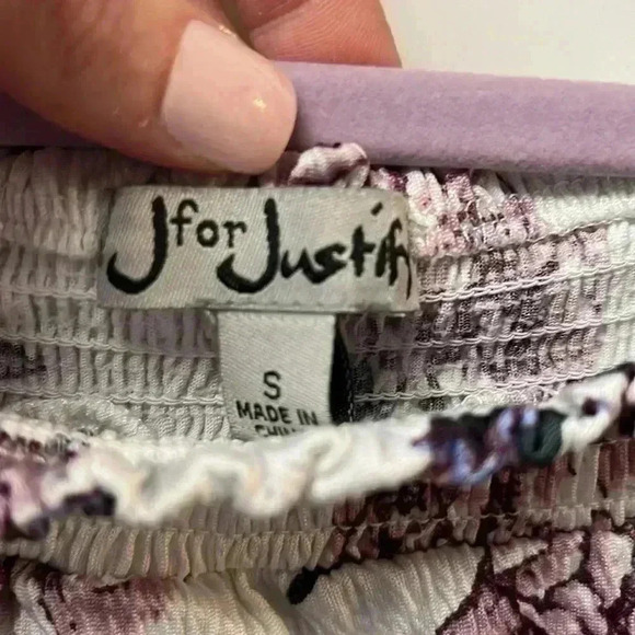 J for Justify Pull On Floral Tie Sleeve Romper Size Small - Picture 2 of 4